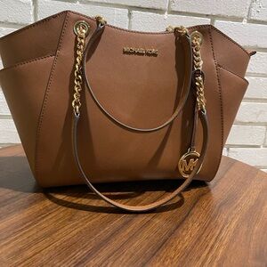 Michael Kors Jet Set Travel NWT brown